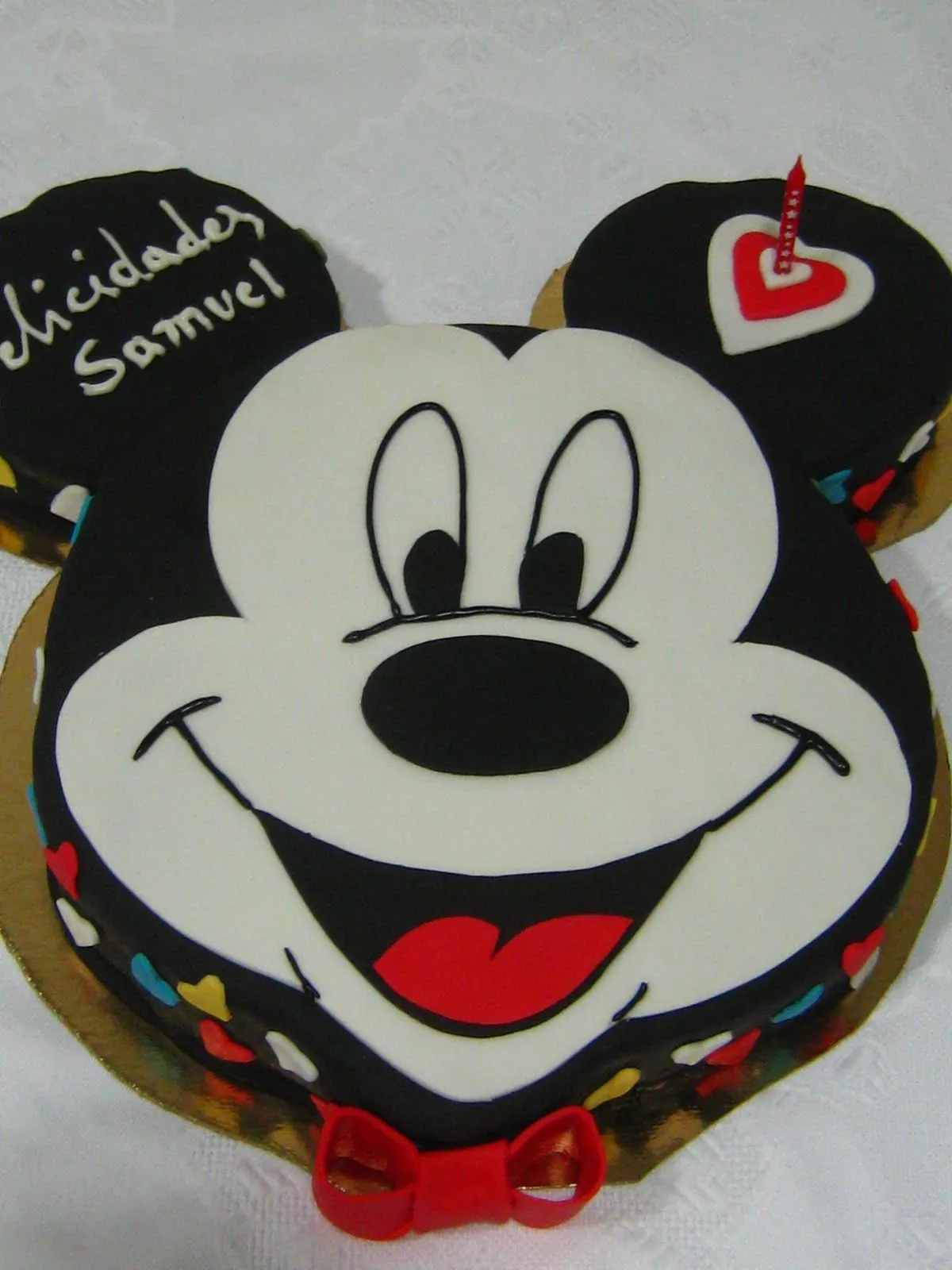 El Dulce Jardín de Carol: Tarta Mickey Mouse El Dulce Jardín de Carol: Tarta Mickey Mouse