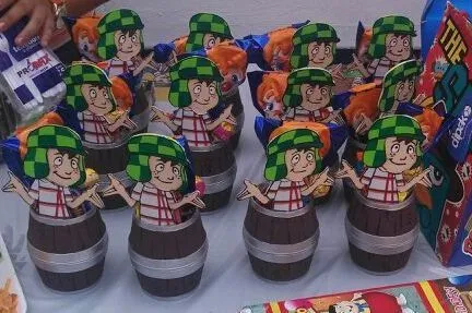 Dulceros del chavo del 8 :) | Figuras de goma eva | Pinterest