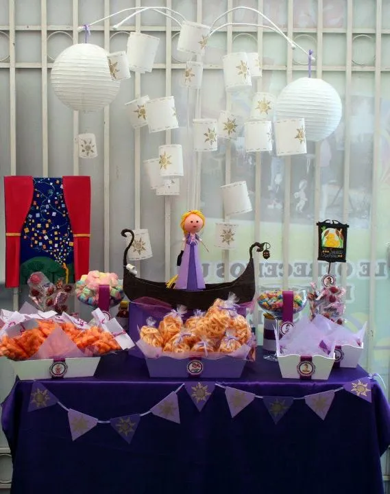 Dulces y Eventos: Mesa de Dulce tematica Rapunzel Dulces y Eventos: Mesa de Dulce tematica Rapunzel