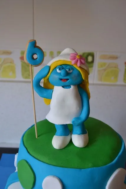 Mis dulces pinitos: TARTA DE PITUFINA