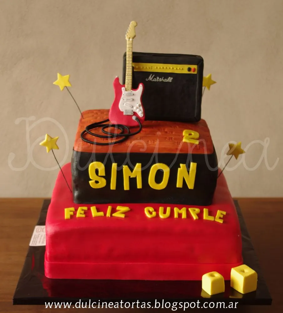Dulcinea Tortas y demás dulzuras: Torta Guitarra Simon - Fender y ...