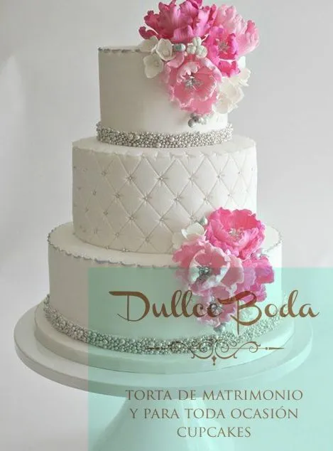 Dullce Boda Tortas de Boda: Torta con Flores de Tres Pisos Dullce Boda Tortas de Boda: Torta con Flores de Tres Pisos
