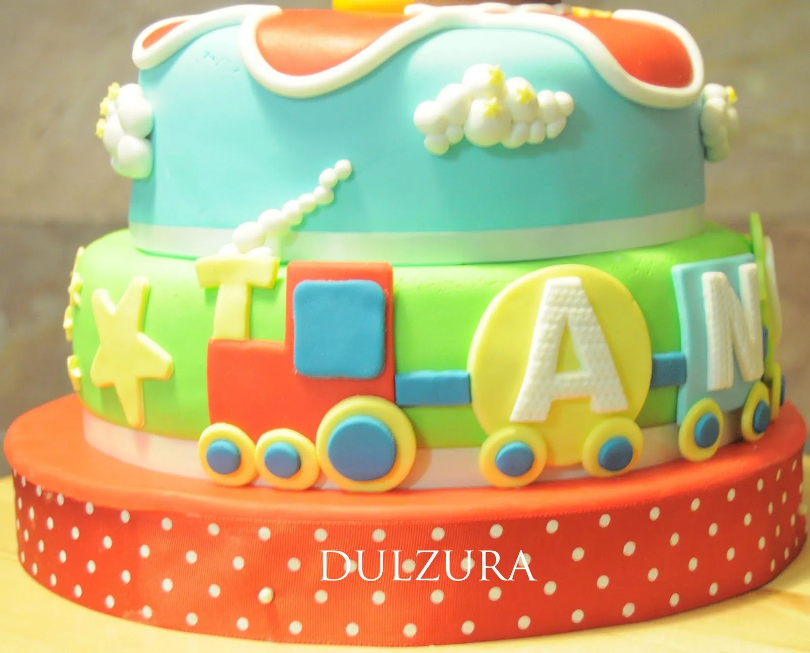 Dulzura*: MICKEY MOUSE Y EL TREN CHUP CHUP PARA ÁNGEL