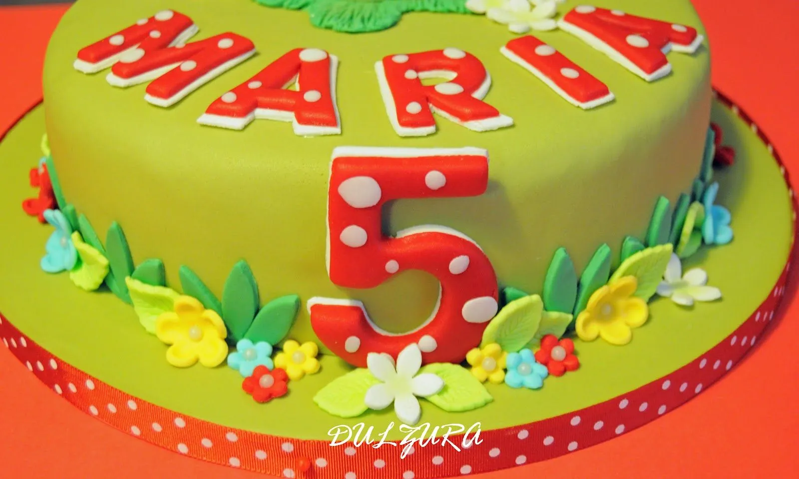 Dulzura*: TARTA PITUFINA PARA MARÍA