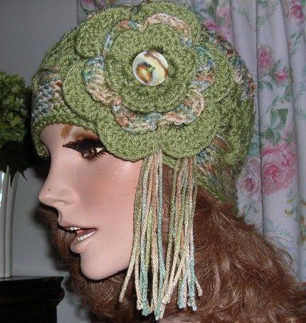 Dy Crochê!: Boinas em crochê (Achei na net). Dy Crochê!: Boinas em crochê (Achei na net).