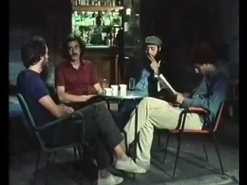 Ecce Bombo - Nanni Moretti: Scena del "Ciao" al Bar....triste ma ... Ecce Bombo - Nanni Moretti: Scena del "Ciao" al Bar....triste ma ...