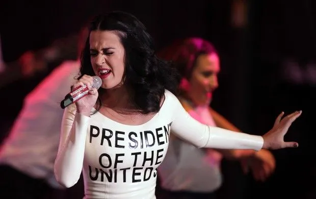 EGO - Na véspera do aniversário, Katy Perry se apresenta em ... EGO - Na véspera do aniversário, Katy Perry se apresenta em ...