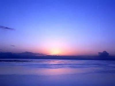 эи†яэ vэиuz ψ шaя†э•-)•––: El cielo y el mar. эи†яэ vэиuz ψ шaя†э•-)•––: El cielo y el mar.
