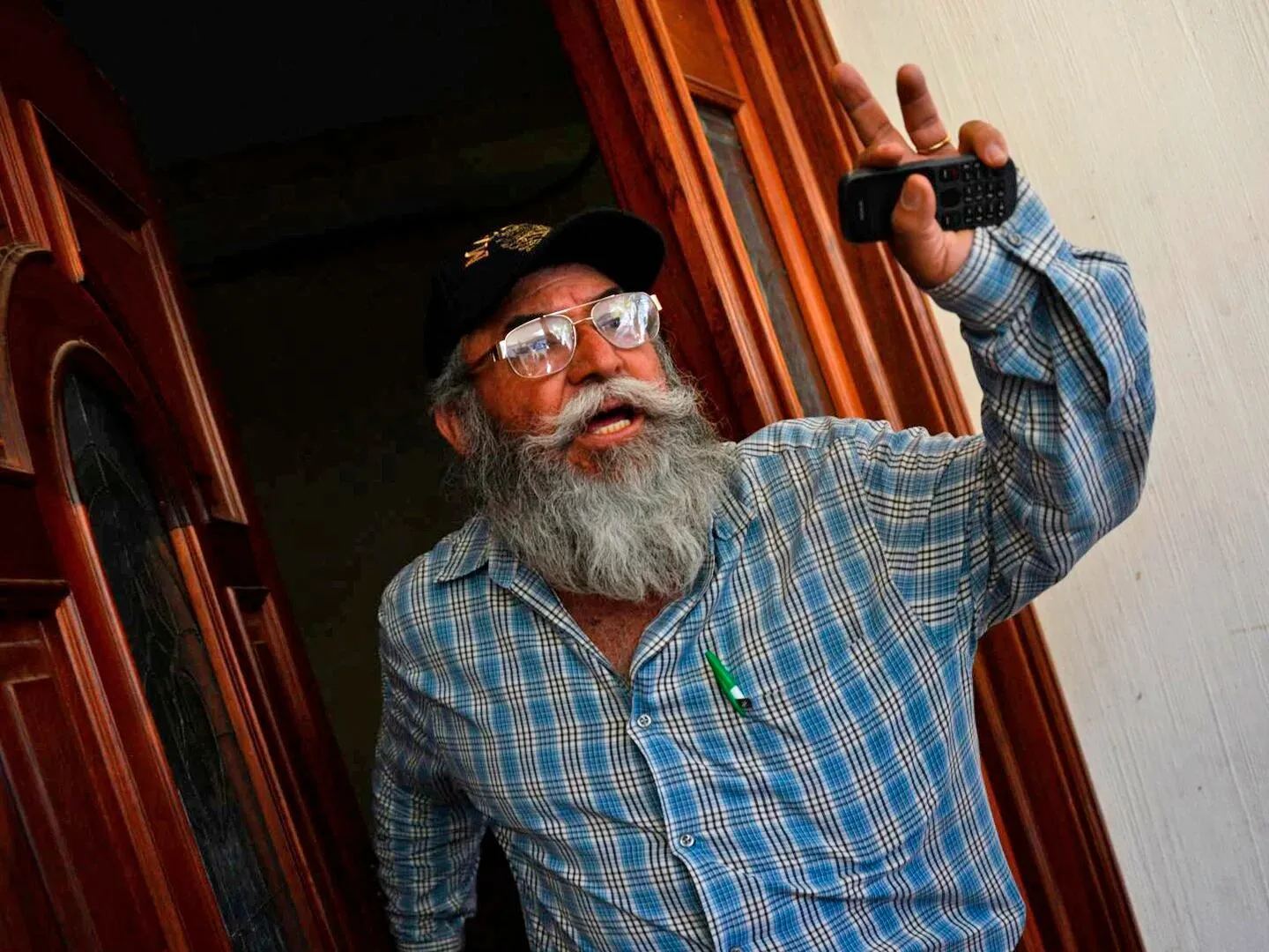 Él es Papá Pitufo, el gran traidor de José Mireles en las autodefensas michoacanas - Infobae Él es Papá Pitufo, el gran traidor de José Mireles en las autodefensas michoacanas - Infobae