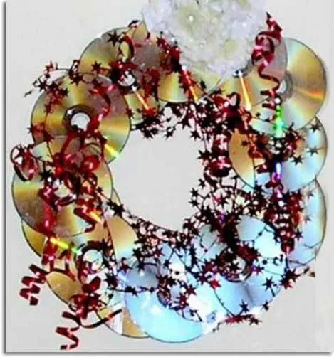 Elambiente.ron: Adornos navideños elaborados con material reciclado Elambiente.ron: Adornos navideños elaborados con material reciclado