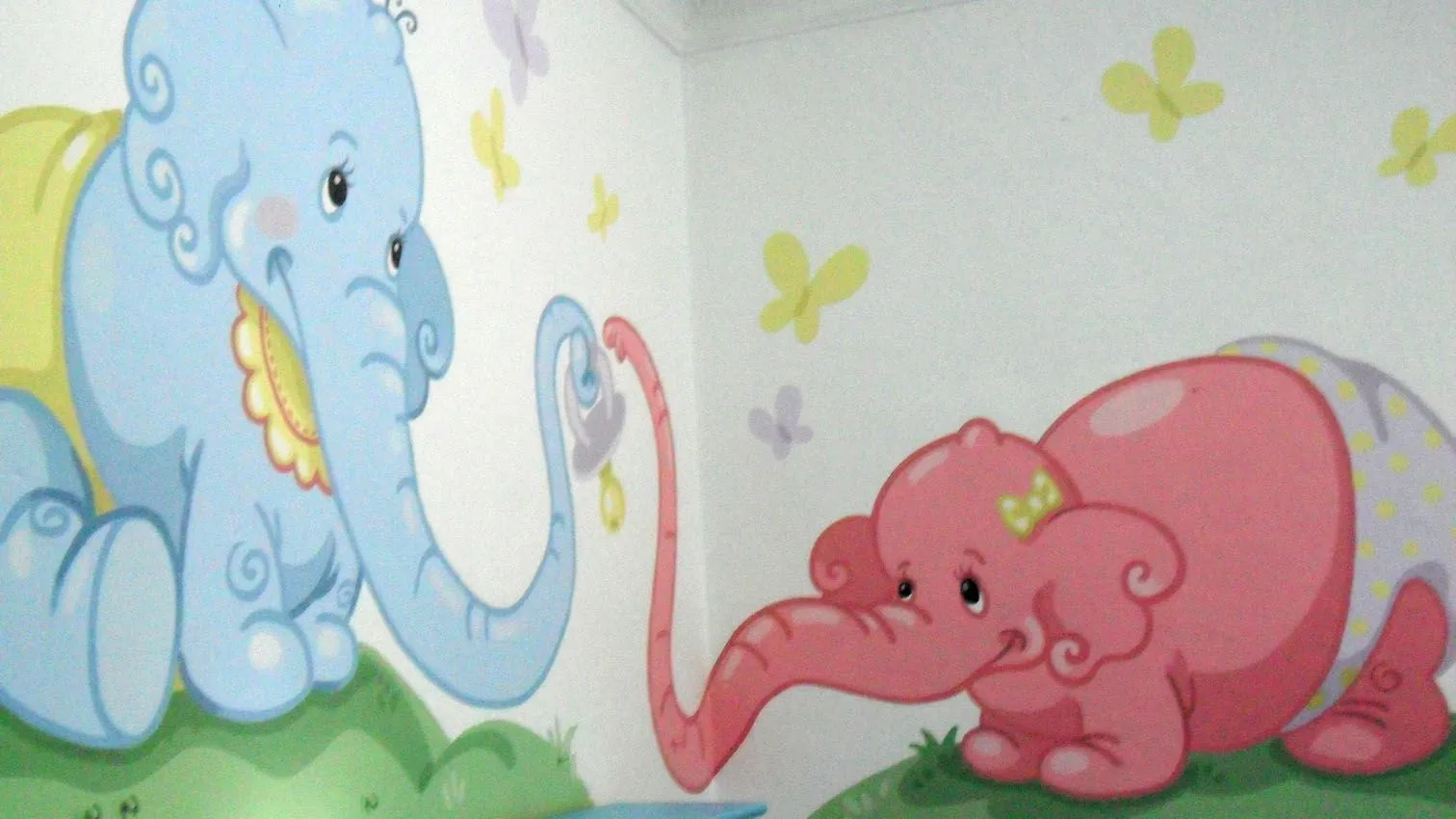 Dónde está mi elefante ?: EleFantEs en La PArEd.... Dónde está mi elefante ?: EleFantEs en La PArEd....