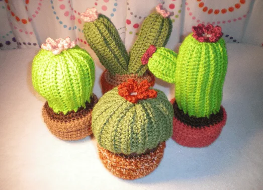 Elf ♥'s Dwarf Crochet: Crochet Cactus Garden ~ Free Pattern Elf ♥'s Dwarf Crochet: Crochet Cactus Garden ~ Free Pattern