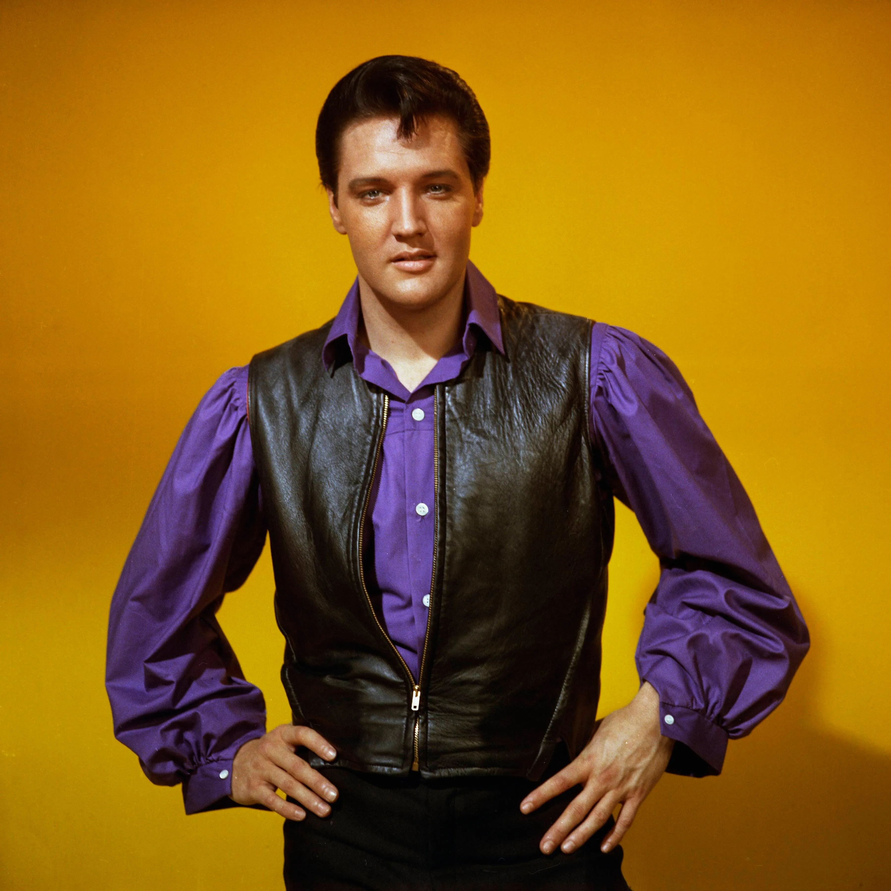Elvis Presley: los 'looks' del Rey del Rock que más han influido en la moda contemporánea | Vogue España Elvis Presley: los 'looks' del Rey del Rock que más han influido en la moda contemporánea | Vogue España