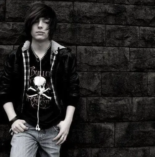 emo boy by encryptedsouls on DeviantArt