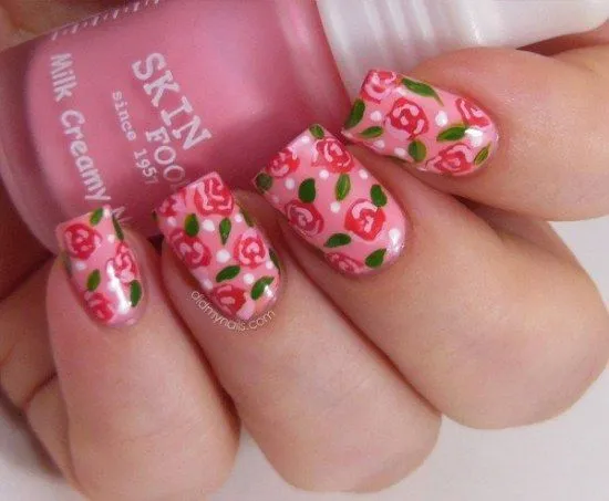 Más Encantadores Diseños con Flores para Uñas para la Primavera ...