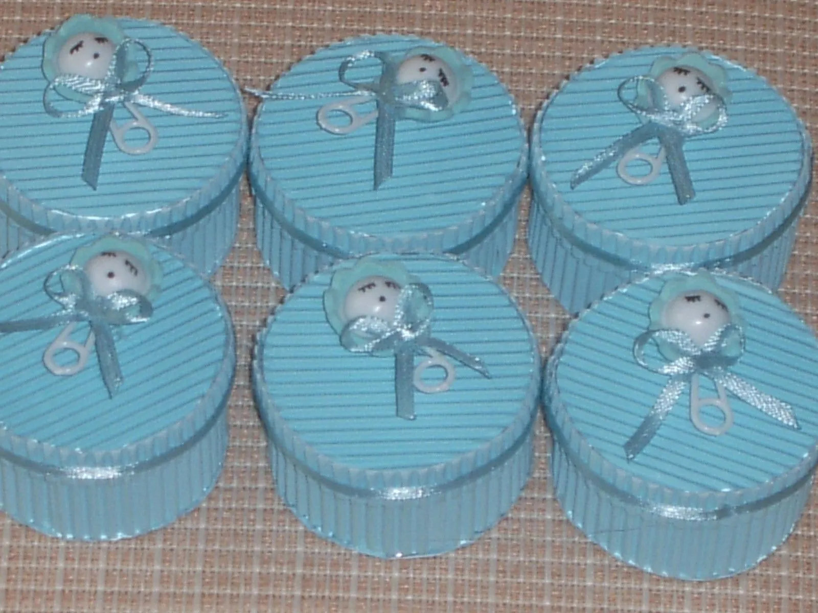 Recuerdos para baby shower angeles en goma eva paso a paso - Imagui