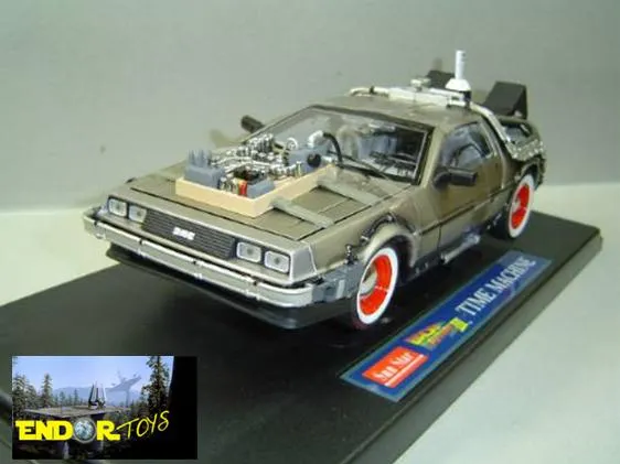 ENDOR TOYS: Los 1/18 De Volver Al Futuro
