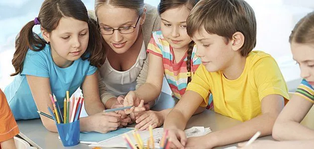 Cómo enseñar a los niños a trabajar en equipo Cómo enseñar a los niños a trabajar en equipo