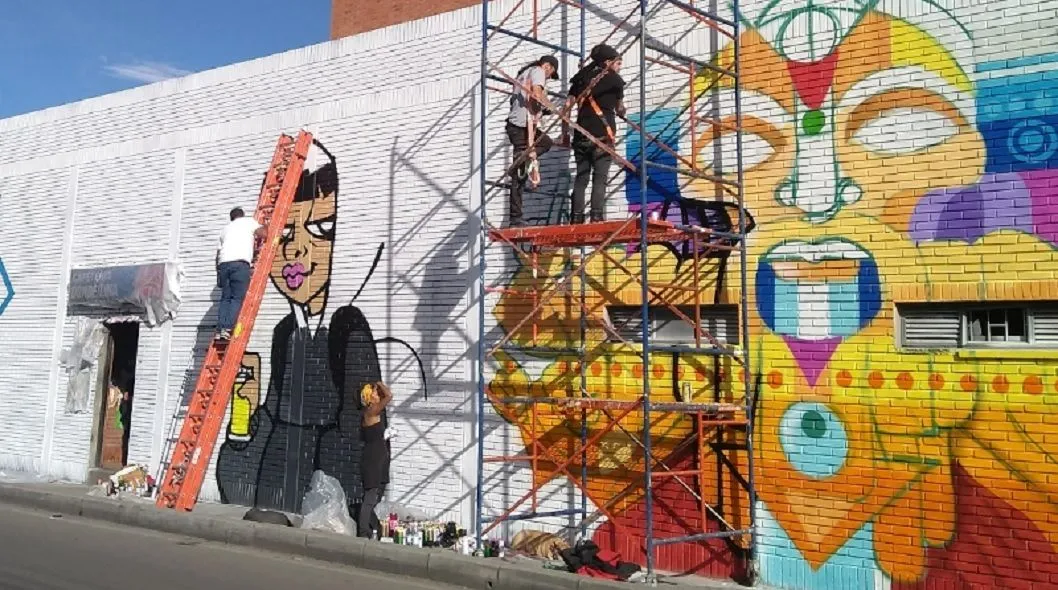 Entrevista a gafiteros que participaron en la iniciativa 'A dos manos' | Bogota.gov.co Entrevista a gafiteros que participaron en la iniciativa 'A dos manos' | Bogota.gov.co