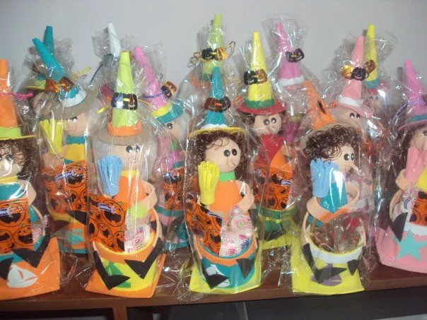Brujas de fomi para Halloween - Imagui