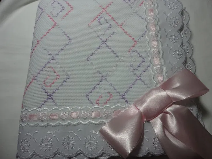 Enxoval de bebe - Manta bordada em vagonite Confeccionado por ... Enxoval de bebe - Manta bordada em vagonite Confeccionado por ...