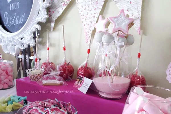 Érase una vez Bodas y Eventos: Candy bar temática: Princesas Érase una vez Bodas y Eventos: Candy bar temática: Princesas