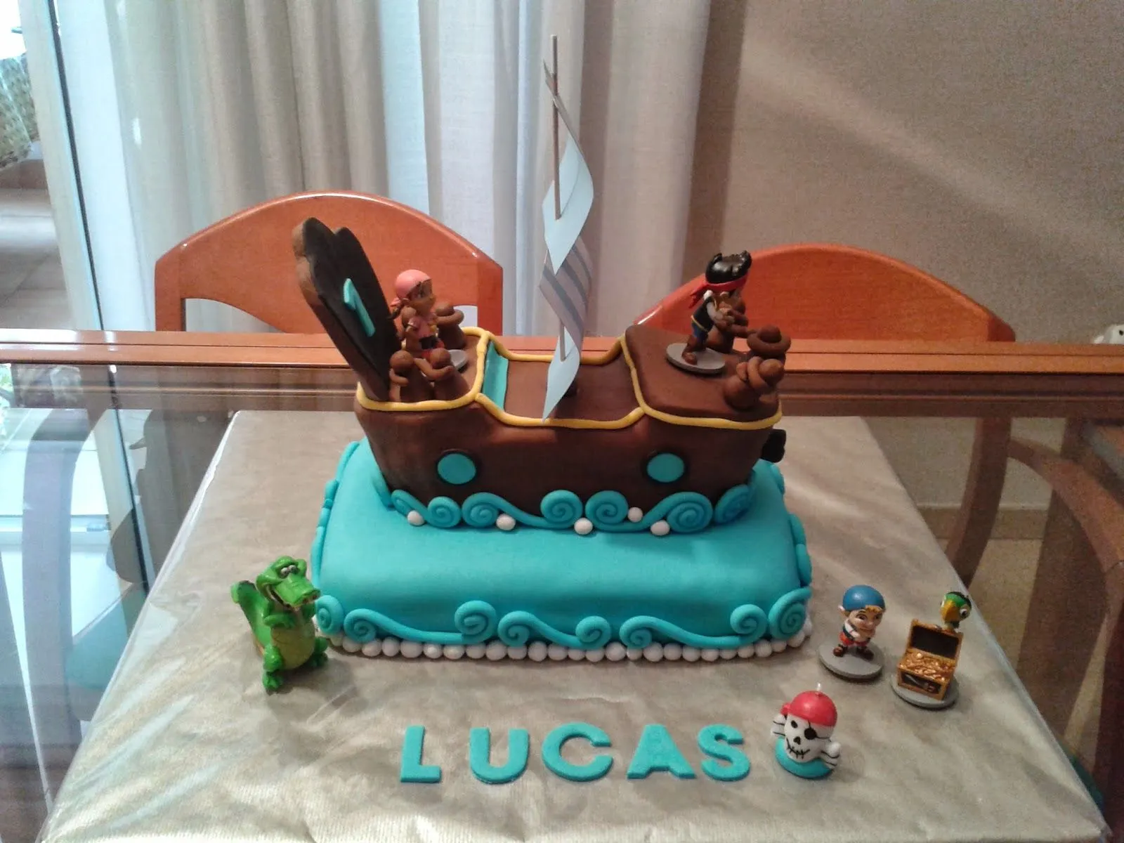 Eriyol Creaciones y Dulces: Pastel fondant Jake y los piratas Eriyol Creaciones y Dulces: Pastel fondant Jake y los piratas