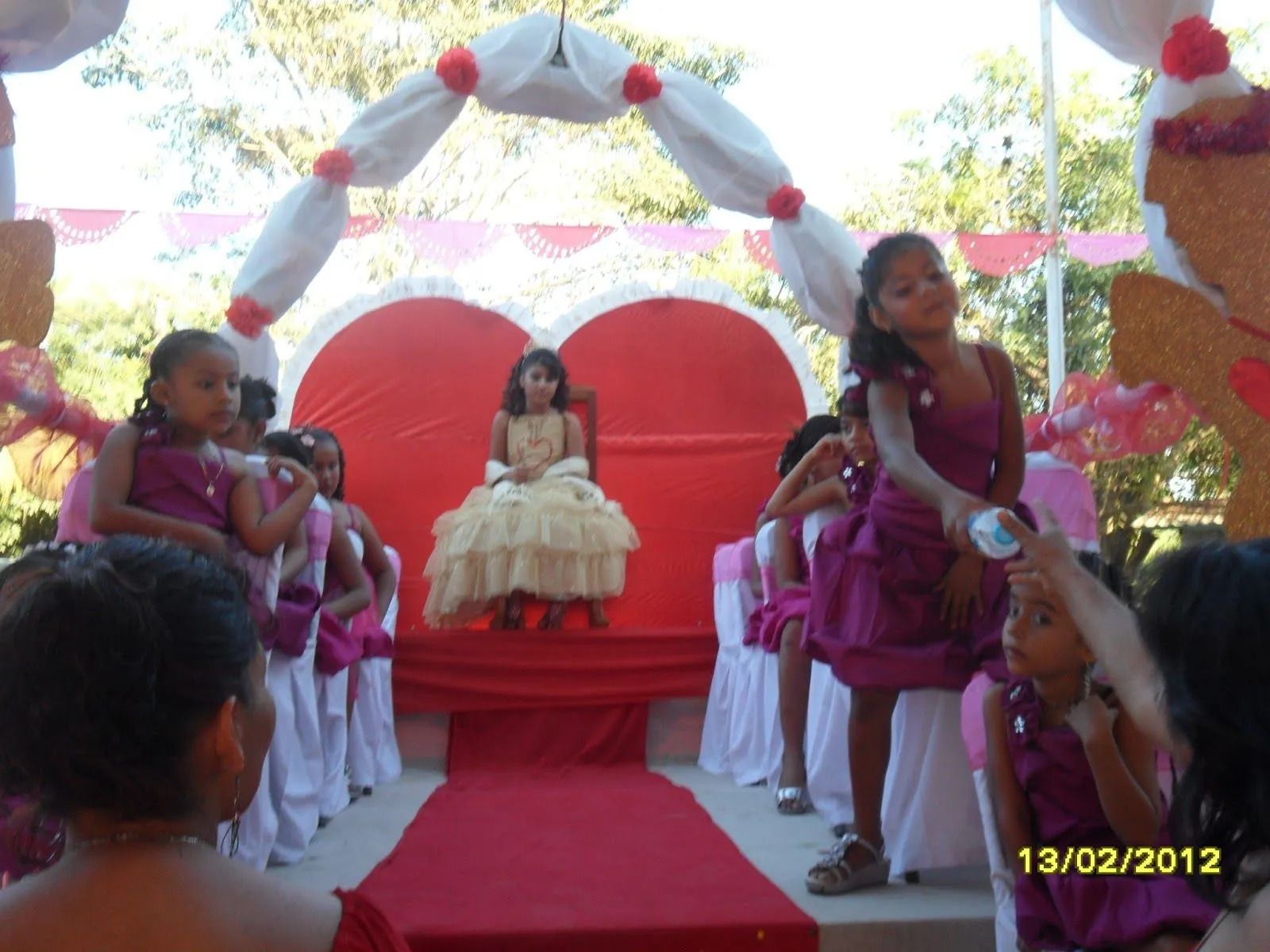 Esc. Prim. "Rogelio Zárate Flores": MIS 15 PRIMAVERAS...RZF Esc. Prim. "Rogelio Zárate Flores": MIS 15 PRIMAVERAS...RZF