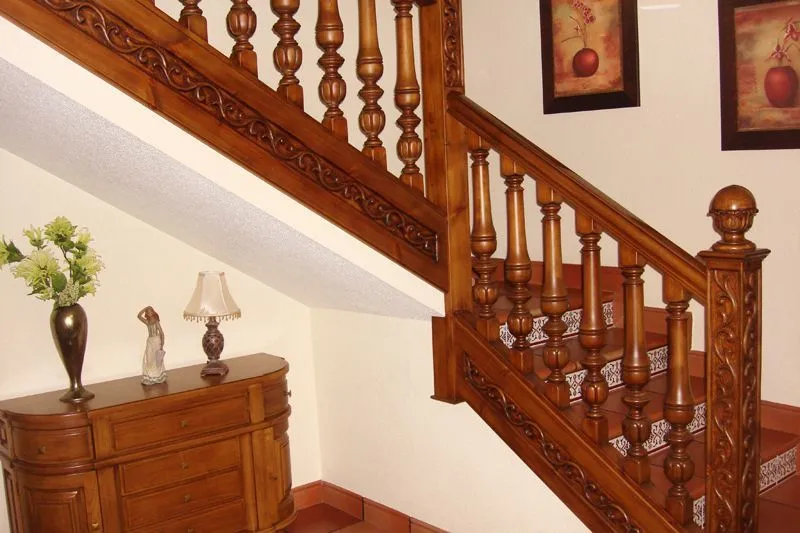 ESCALERAS, BARANDILLAS Y PASAMANOS DE MADERA EN SONSECA ESCALERAS, BARANDILLAS Y PASAMANOS DE MADERA EN SONSECA