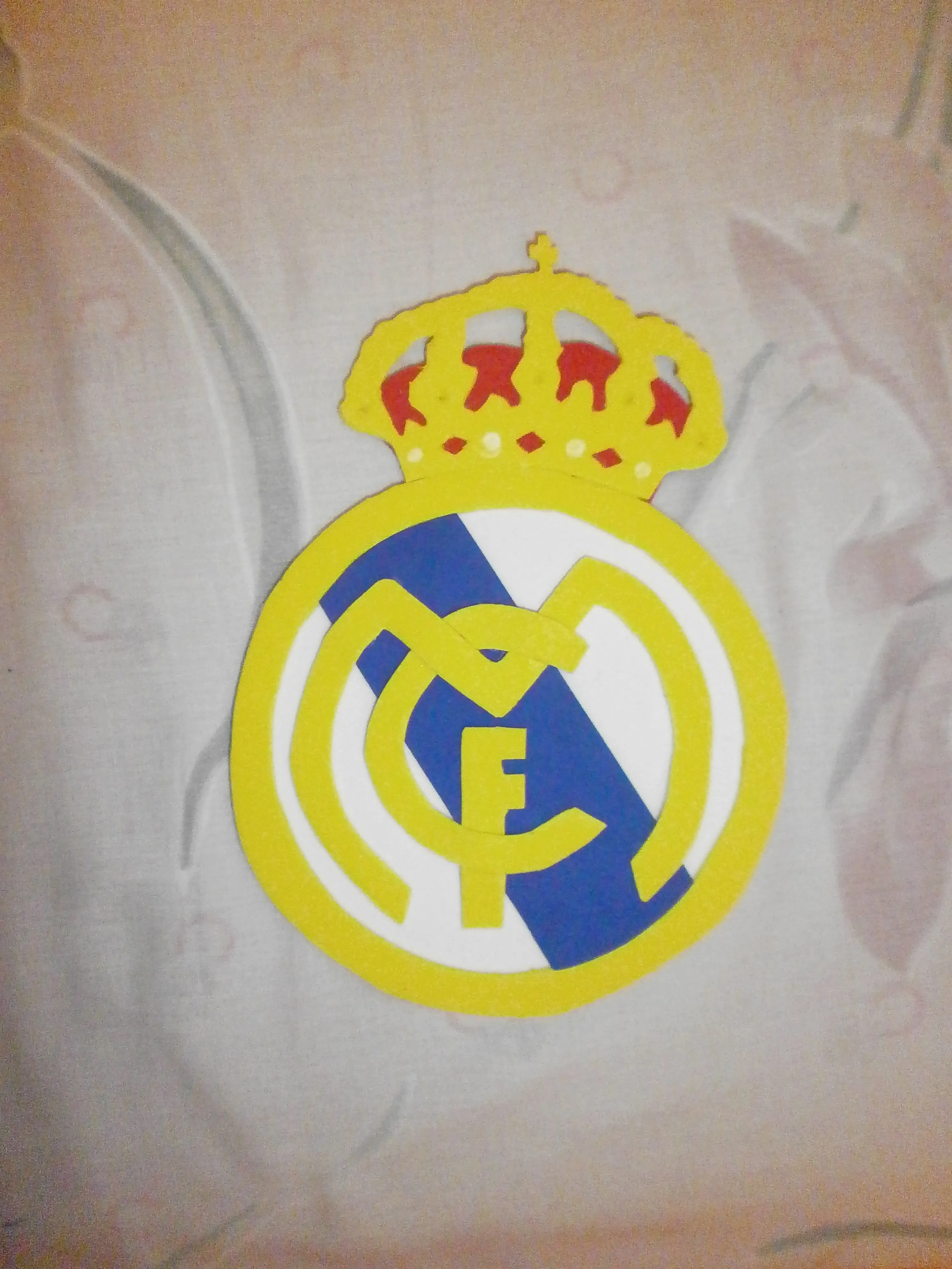 Escudo Real Madrid | Creaciones Especiales Goma eva Escudo Real Madrid | Creaciones Especiales Goma eva