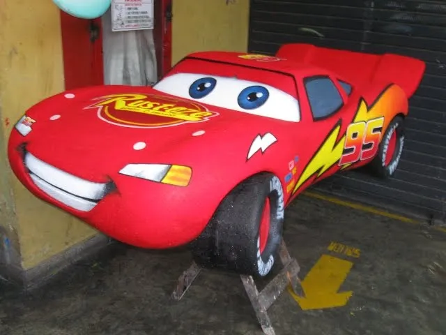 como hacer una escultura de Rayo McQueen (Alejandro@diselos.com ...