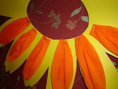 LA ESENCIA DE MI PROPIA EXISTENCIA.: DISFRAZ DE GIRASOL, PASO A PASO.