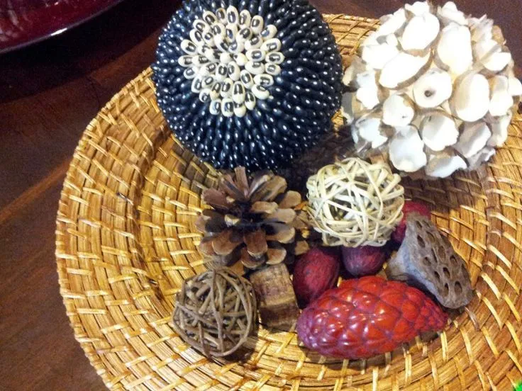 Esferas decoradas con semillas | Mis manualidades | Pinterest Esferas decoradas con semillas | Mis manualidades | Pinterest