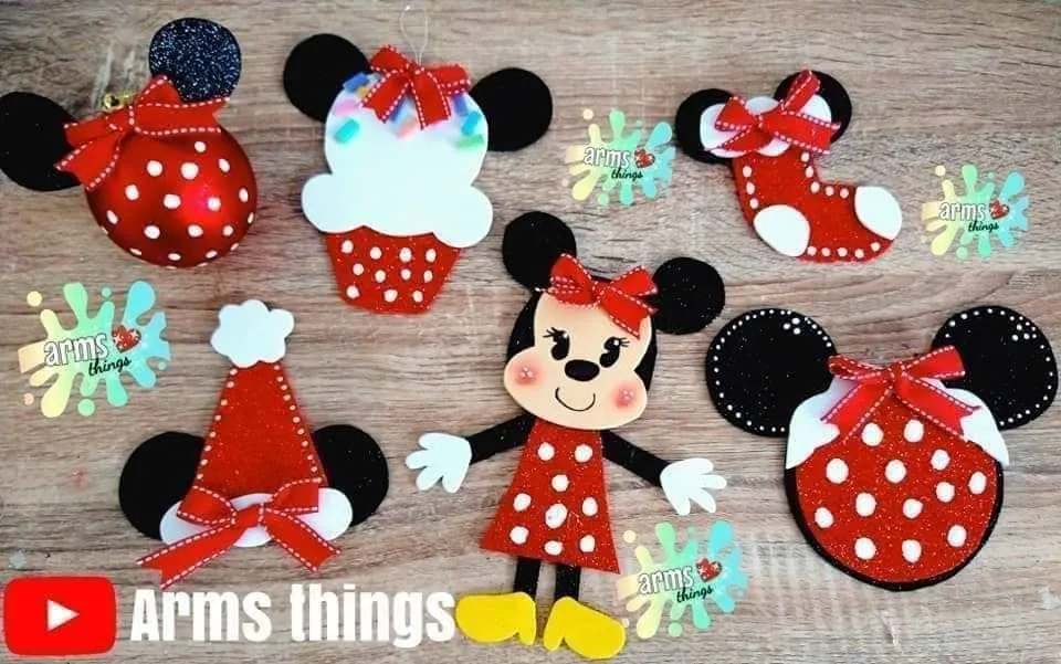 Esferas Navideñas de Mickey Mouse // Adornos Navideños de Foami 