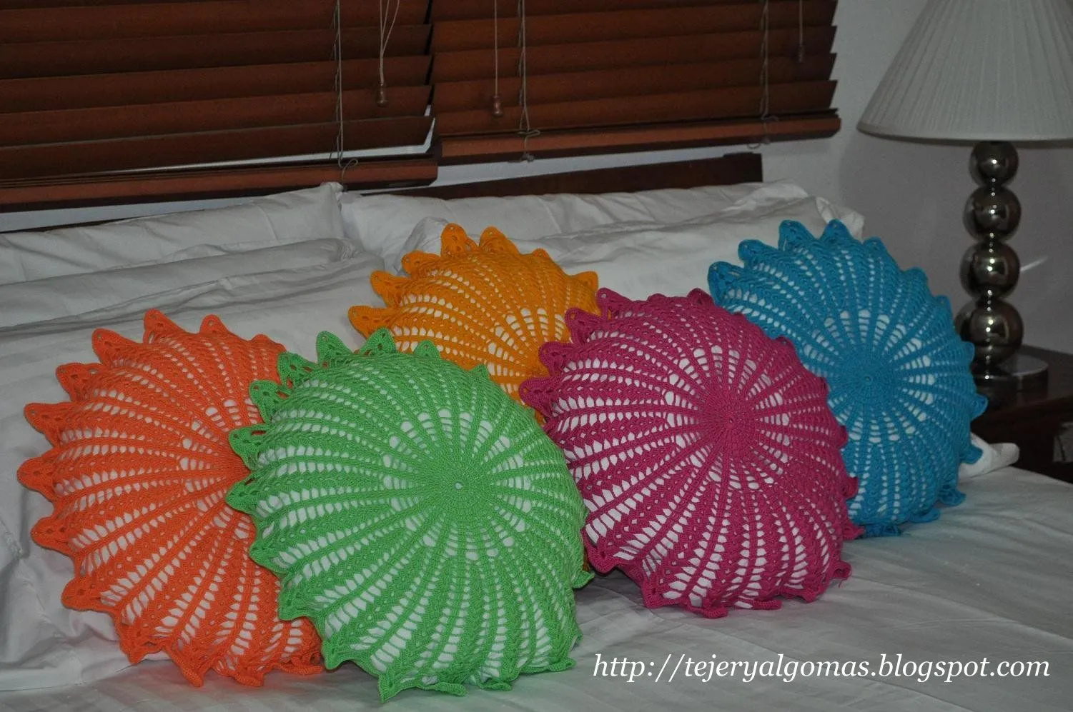Mi Espacio!!!: Cojines crochet - Häkel Kissen - crochet pillow ... Mi Espacio!!!: Cojines crochet - Häkel Kissen - crochet pillow ...