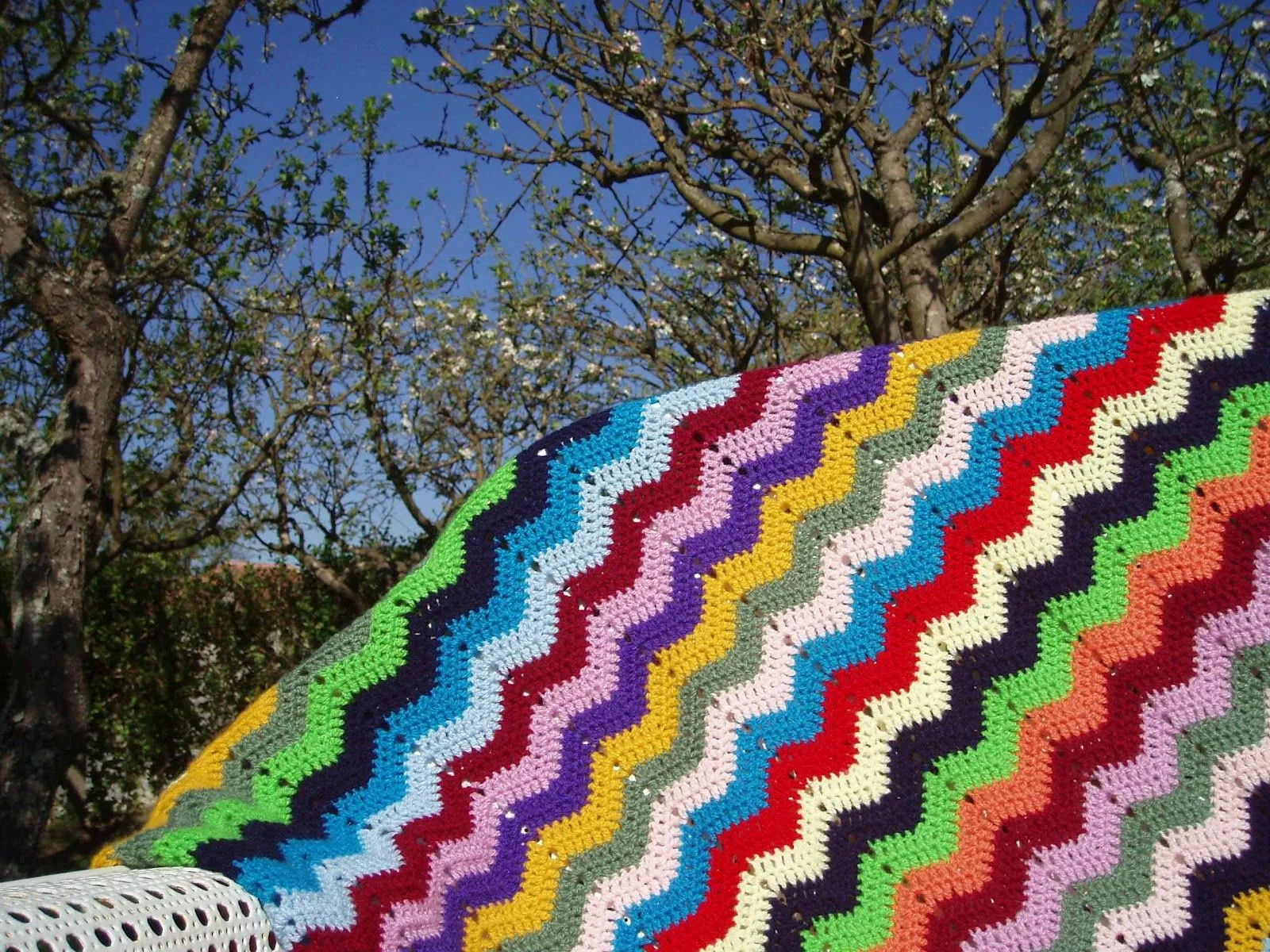 Espacio Crochet: Manta ganchillo zig-