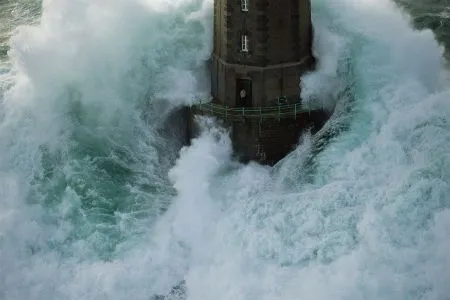 Espectaculares imágenes de 7 faros únicos en el mundo | portafolio ... Espectaculares imágenes de 7 faros únicos en el mundo | portafolio ...