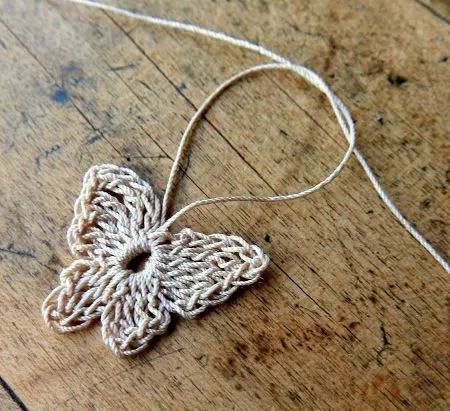 Esquemas de mariposas y flores a crochet | diarioartesanal Esquemas de mariposas y flores a crochet | diarioartesanal