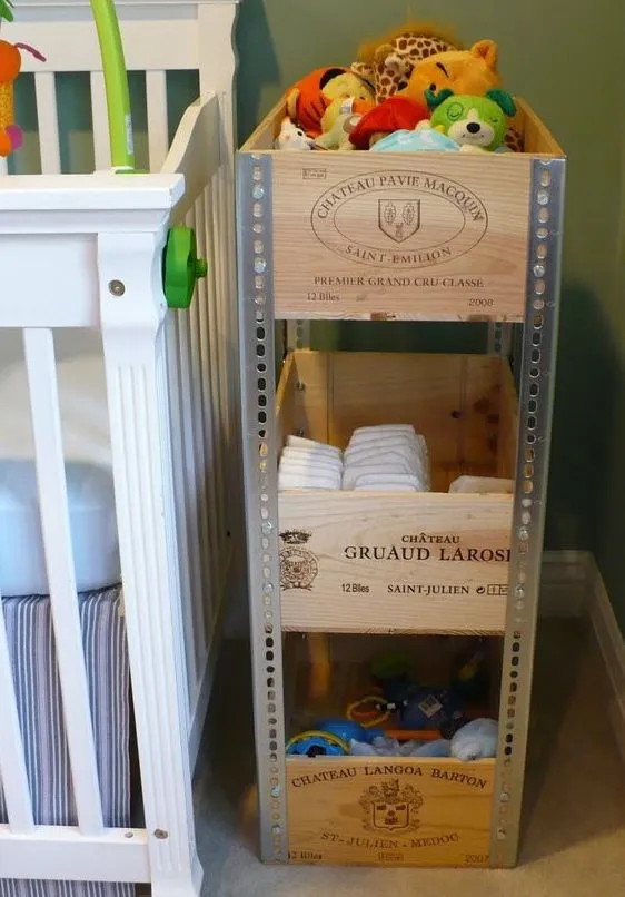 Estantes con cajas de vino | Recicla Tus Muebles Estantes con cajas de vino | Recicla Tus Muebles