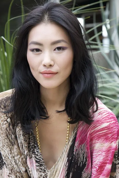Bellezapura – Estée Lauder ficha a Constance Jablonsky y Liu Wen ...