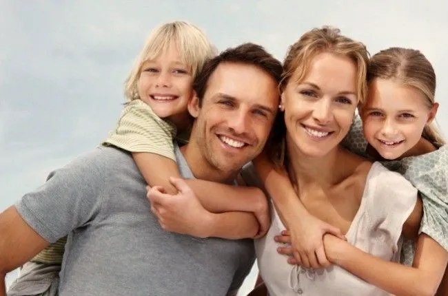 Tres estrategias para tratar a la familia si critica tu forma de ...