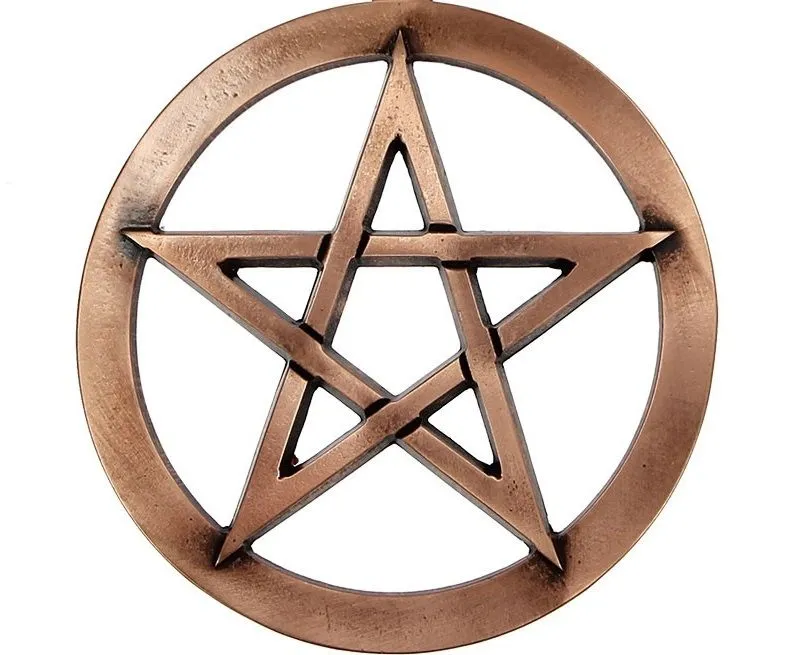 Una estrella de cinco puntas con significado esotérico - Primera Edición Una estrella de cinco puntas con significado esotérico - Primera Edición