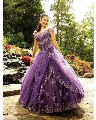 Todo para tu evento: El vestido de los 15 años