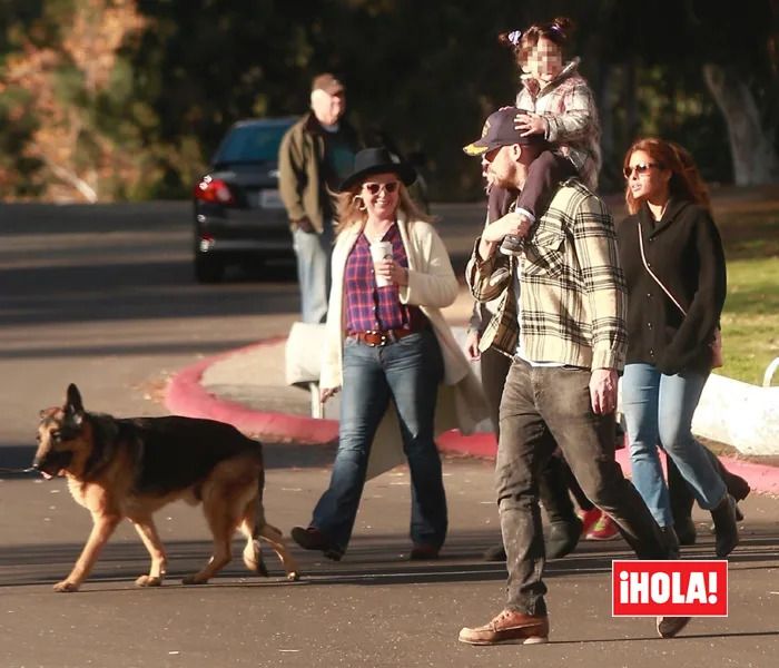 EXCLUSIVA: Ryan Gosling, un padrazo que no se pierde su tarde de chicas -  Yahoo Vida y Estilo