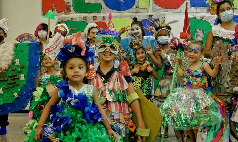 Con éxito se desarrolló el desfile ecológico “Reciclar está de Moda”, en Santa Marta - Pasión Por Santa Marta Con éxito se desarrolló el desfile ecológico “Reciclar está de Moda”, en Santa Marta - Pasión Por Santa Marta