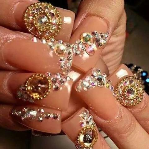 Extra pedreria | uñas con pedreria | Pinterest