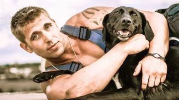 Facebook: bomberos posan con tiernas mascotas para calendario ... Facebook: bomberos posan con tiernas mascotas para calendario ...
