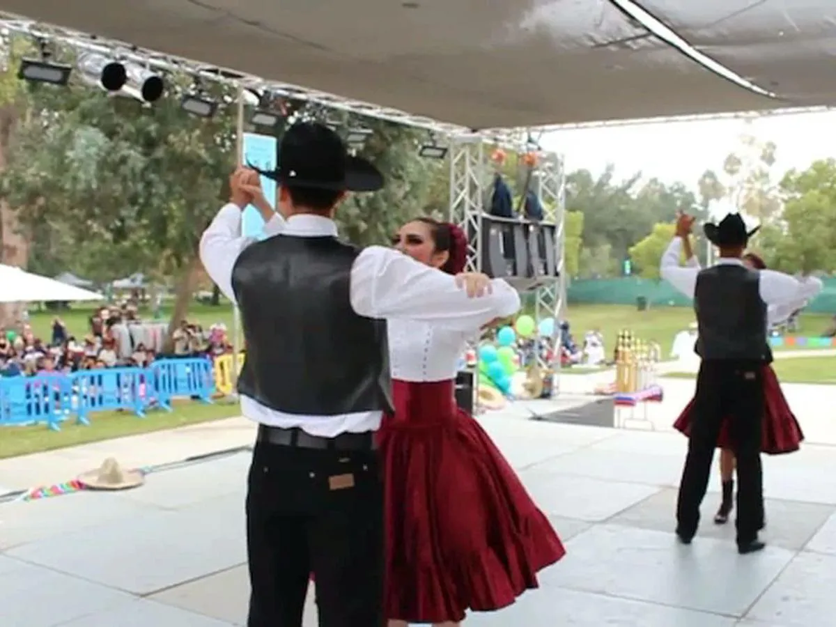 Facebook: Pareja sorprende en redes al bailar polka norteña mexicana | Face | FB | México | Viral | California | FOTOS | VIDEO | REDES-SOCIALES | EL COMERCIO PERÚ Facebook: Pareja sorprende en redes al bailar polka norteña mexicana | Face | FB | México | Viral | California | FOTOS | VIDEO | REDES-SOCIALES | EL COMERCIO PERÚ
