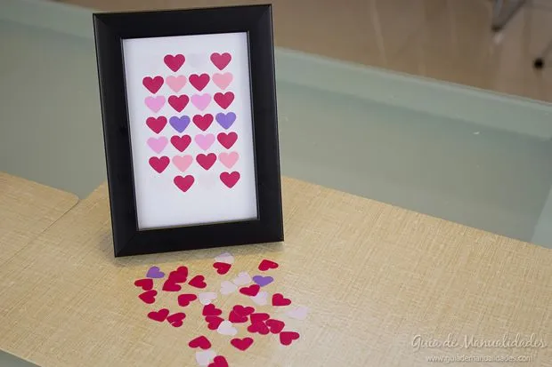 Fácil cuadro de corazones - Guía de MANUALIDADES Fácil cuadro de corazones - Guía de MANUALIDADES