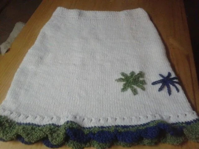 Falda tejida a palillo(dos agujas) con lana de la patagonia ... Falda tejida a palillo(dos agujas) con lana de la patagonia ...